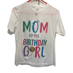 Mom of the birthday girl candy two sweet tee shirt size medium colorful